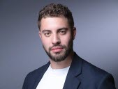 Marwan Berreni : rôles, mort tragique de son frère… retour sur le parcours de l'acteur