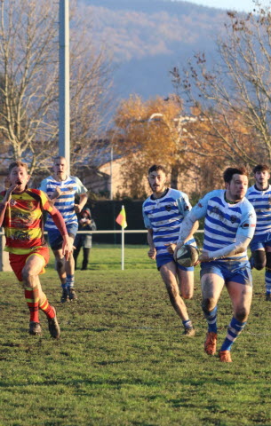 Rugby (R1) : Cluny s'adjuge le derby face à Louhans 